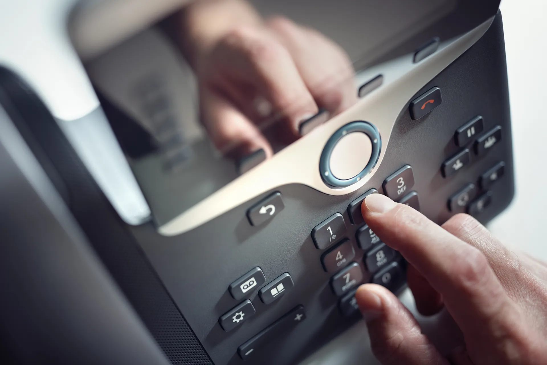 What is VoIP? A Simple Explanation for Businesses